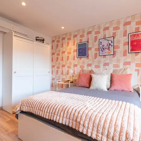 7min To Uni Se-velha - Ac - Work Desk - 300mbs Wifi - 1 4*