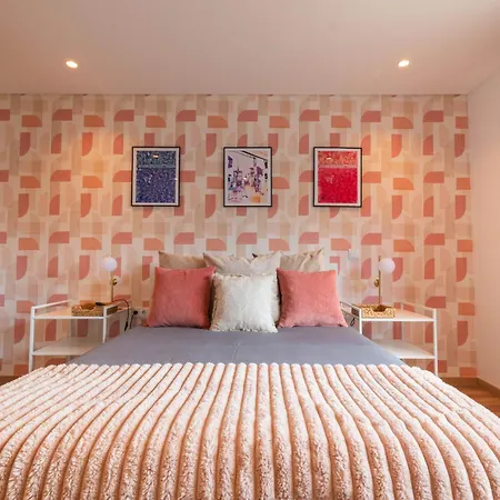 7min To Uni Se-velha - Ac - Work Desk - 300mbs Wifi - 1 Pensionat Coimbra