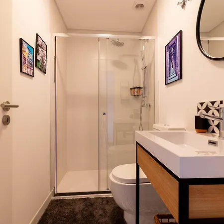 7min To Uni Se-velha - Ac - Work Desk - 300mbs Wifi - 1 4*